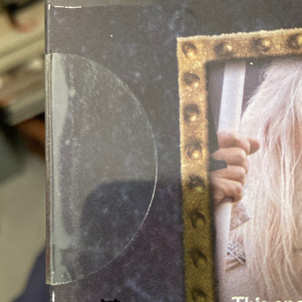 The Lord of the Kings Pez Collector's Series #001935/250000 (2011) - Picture 6 of 8